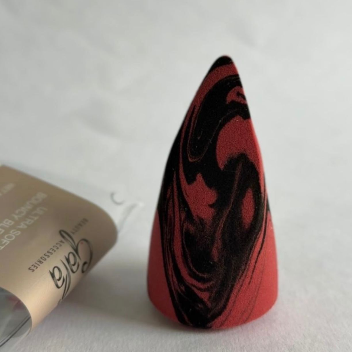 tear drop beauty blenders by gala beauty accerroies